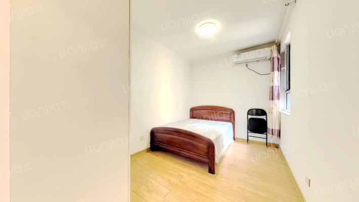 牛津花园 朝南两居 采光视野无遮挡 有装修-卧室A