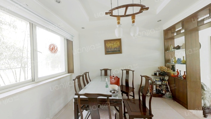 长空路 祥和园别墅区 独栋别墅 带200平院 满院果树-餐厅