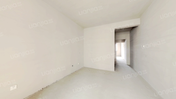 房子格局方正   采光全天      位置好 交通便利-卧室C