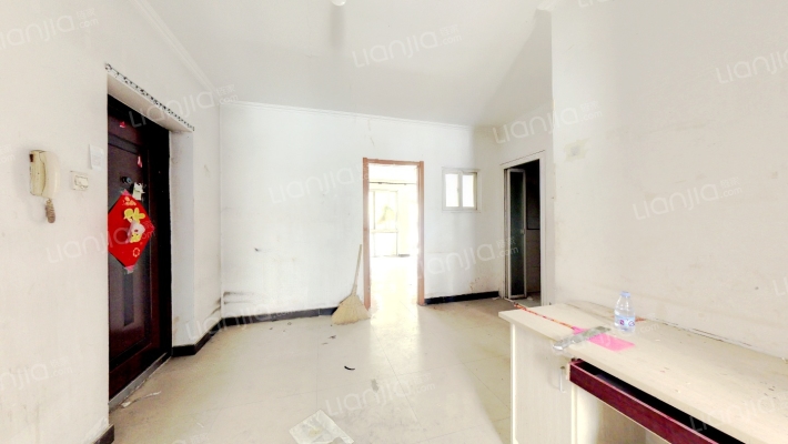 火车站  新板楼 好楼层 两居急售-餐厅