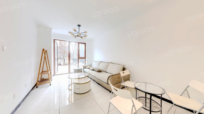 高铁新干线 2室1厅 南-客厅