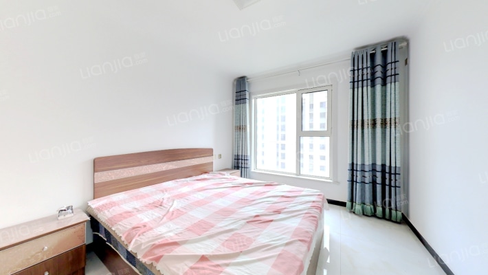 此房满二税少，南北通透格局，楼层好，视野宽阔-卧室C