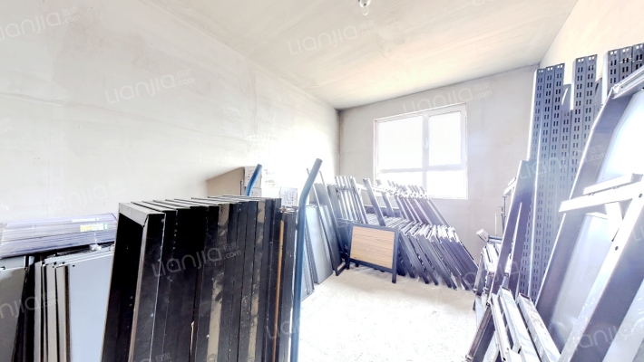 楼栋位置好可以达到全天采光，户型好，视野好-卧室A