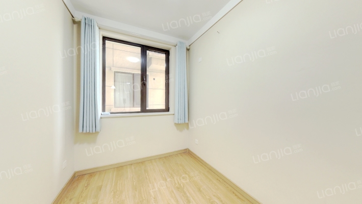 鸿坤理想湾北区 3室1厅 南-卧室B