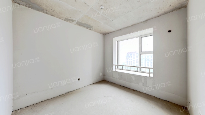 南北通透户型方正，楼层适中，诚心卖-卧室C