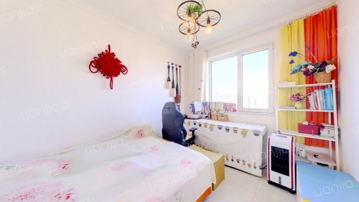 位置好 南北通透大三居 采光好 视野好 楼层好-卧室A