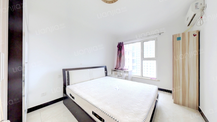 狮子城精装修两居有房本满两年有钥匙随时可以看房-卧室B