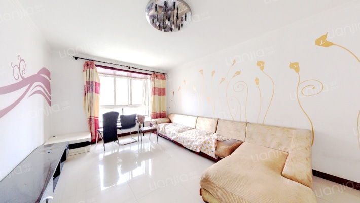 华泰豪庭南北通透两居双卫采光好户型好税费低-客厅