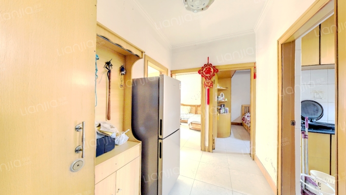 建设路上南北通透三居一层带小房出售-餐厅