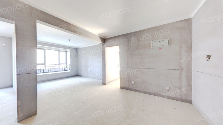 房子属于正规两居室，毛坯房可以随意装修设计中间楼层-客厅