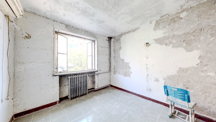 此房本满两年税费低单位房适用面积大-卧室