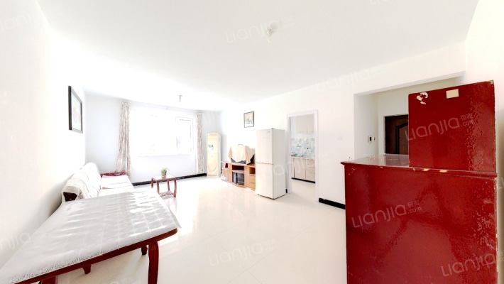 开发区 钻石广场 南北通透 大两居 满二年 随时看房-客厅