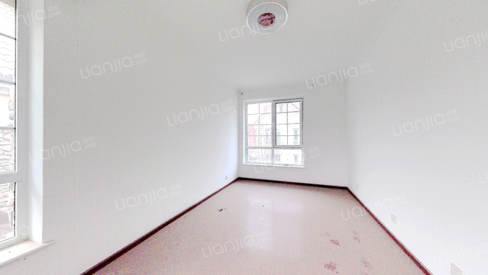 东高精装别墅 花园里的别墅区 业主急售-卧室C