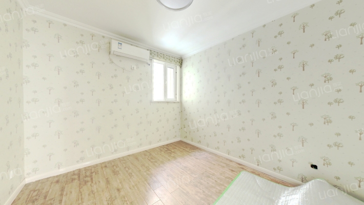 南北通透，采光好，维护的很好，拎包入住-卧室A