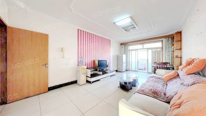 市区板楼，南北三居，房本满五，税费低。-客厅