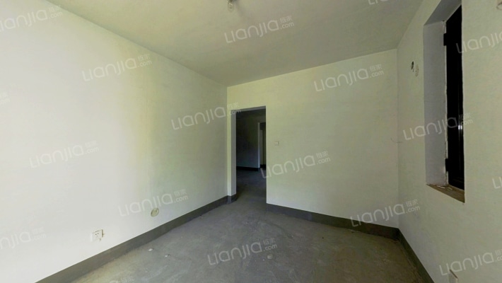 南北全明格局三居室，低楼层，前后无遮挡。-卧室C