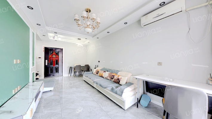 天伦湾全阳小两居，精装修，集体供暖，保利物业-客厅