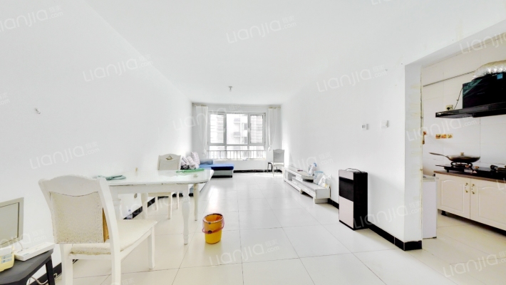 金竹花园全南两居  采光好  钻石商圈  品质小区-客厅