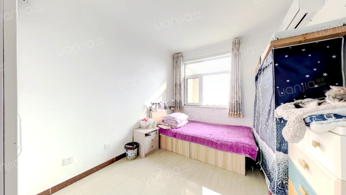 房本满五唯一 精装修， 好楼层， 全天采光无遮挡。-卧室B