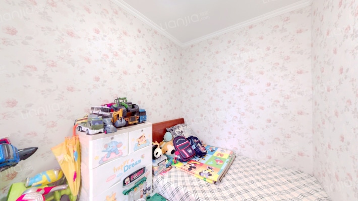 此房房本满五唯一，楼前无遮挡，业主诚心卖-卧室C