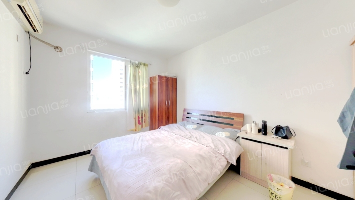 此房满五唯一，全阳户型，采光好，业主诚心想出手。-卧室A