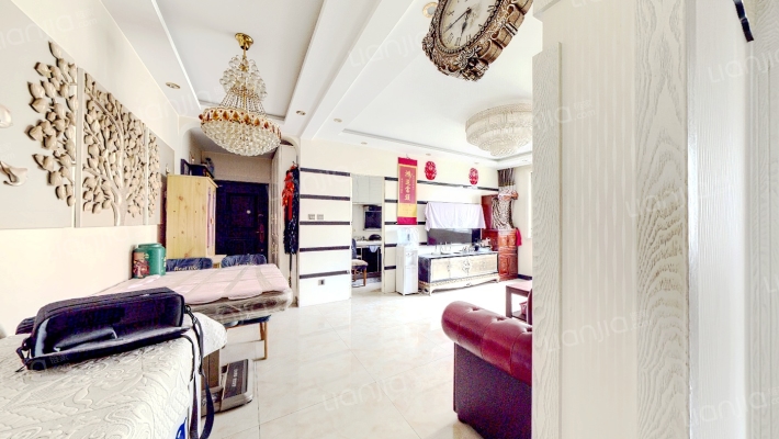 水岸花城，好房源，环境好，交通便利。-客厅