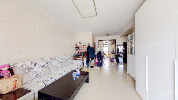 房本满五唯一， 小区集中供暖 看房随时 业主诚心出售-客厅