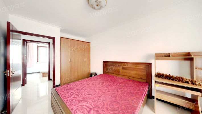 联合小区一号院，位于华阳路主路旁边-卧室C