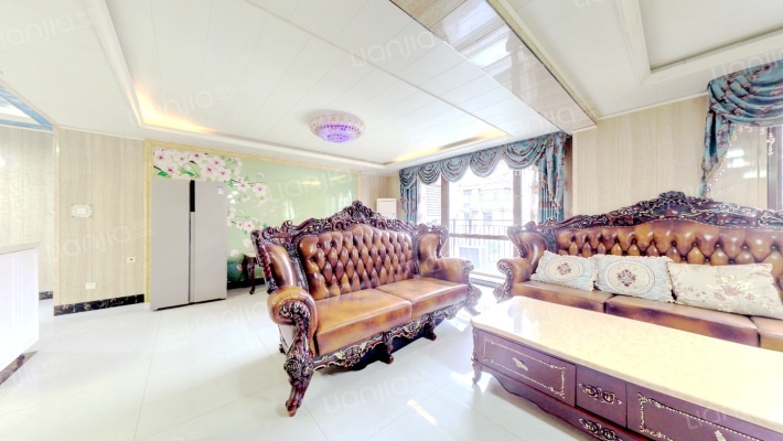 精装洋房  一梯一户大三居  双明卫 房本满二  急售-客厅