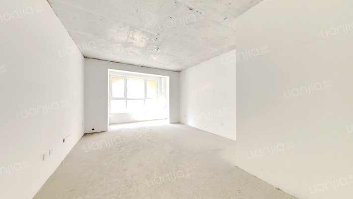 花园小区封闭管理，一梯两户电梯洋房，毛坯房随意装修-客厅