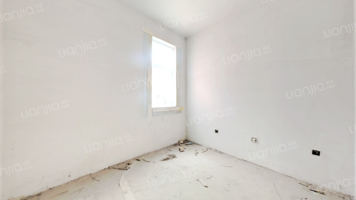 军官社区联排别墅，集体供暖，随意装修-卧室A