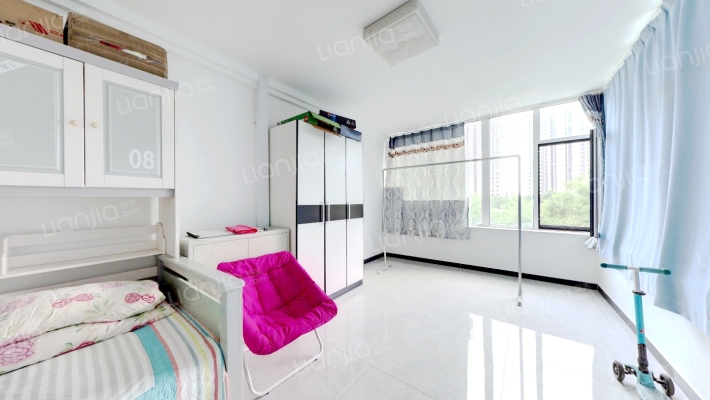 自住标准精装修，全天采光，视野无遮挡。-卧室F