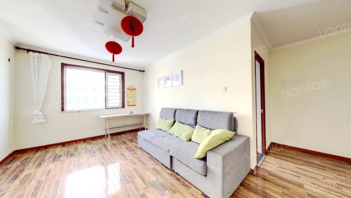 冠云路，宏远景园全明格局两居，47万-客厅