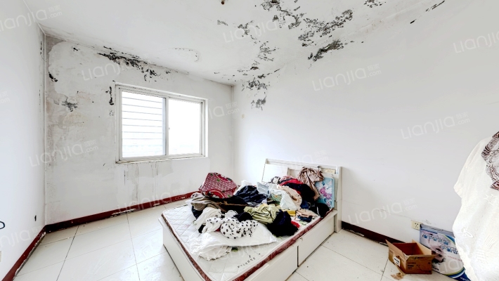 南北通透大三居简单装修 满五唯一 板楼集中供暖-卧室B