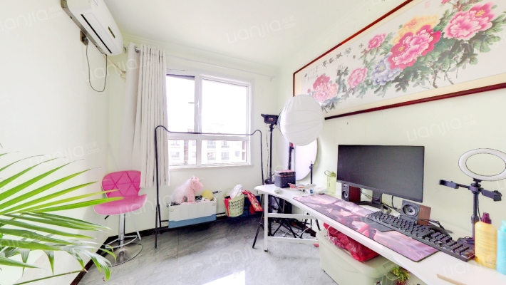 牛当花园 南北 通透大三居 带装修 有房本-卧室B