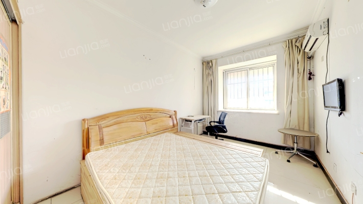 南北通透一居室，出门菜市场，集中供暖，满五唯一。-卧室