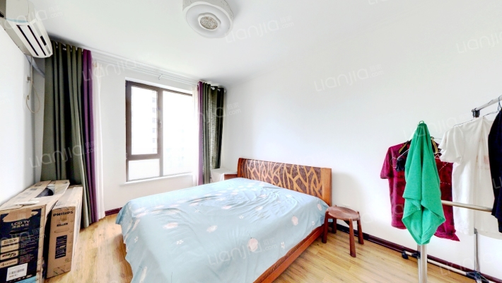 鸿坤全阳两居室   精装修    满二年   税费低-卧室B