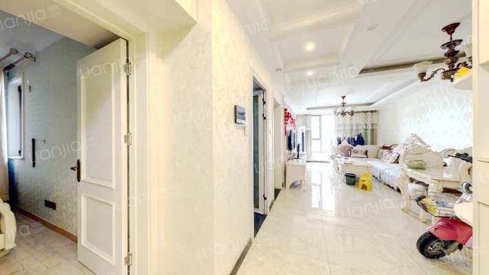 鸿坤理想湾北区 3室2厅 南-客厅