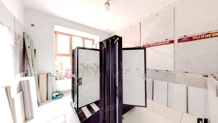 南北通透三居，采光充足 视野广阔 交通便利-卧室C