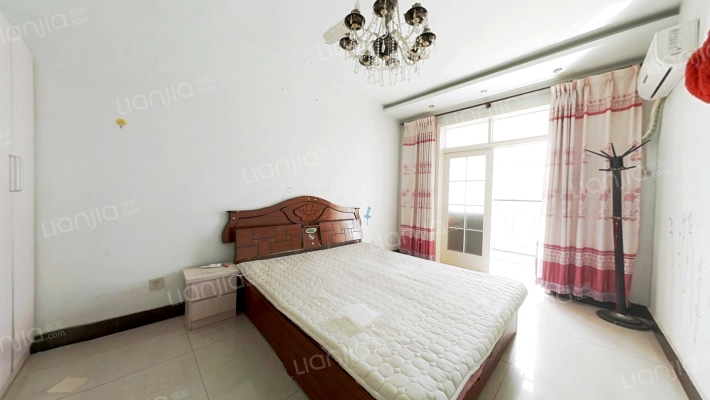 高新区世纪嘉园南北通透两居出售-卧室A