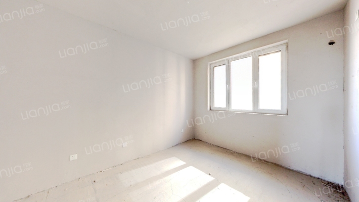 全南两居，高楼层，采光好，有钥匙随时看房！毛坯-卧室A