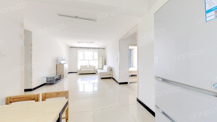 范阳路  京港澳高速  名流美誉 南北通透三居室-客厅