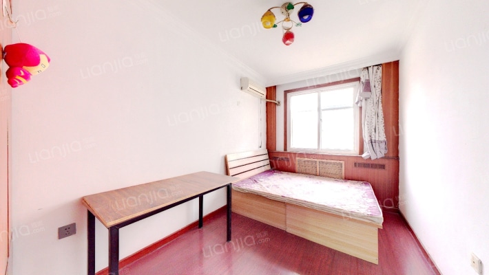 开发区顺通小区低楼层，易家旺，交通便捷生活方便-卧室C