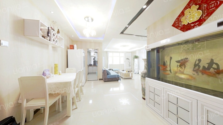 朝阳路华泰豪庭南向精装修三居房本满二出售-客厅