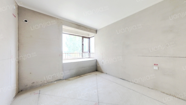 凤麟府南北通透三居 毛坯 看房方便-卧室B