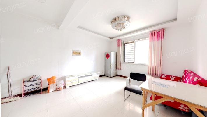 临香邑溪谷大社区，精装两居，满二税少-客厅