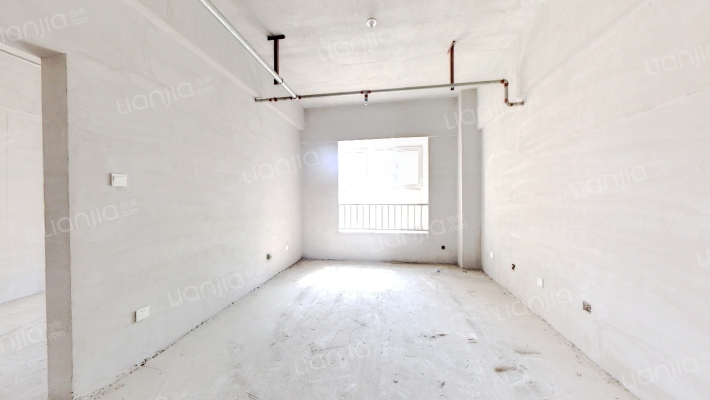 范阳路主路上的社区、交通购物方便-客厅