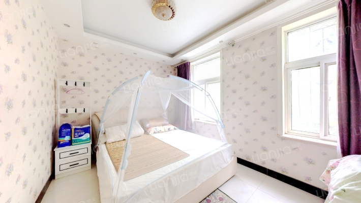 玫瑰假日 4室3厅 南 北-卧室B