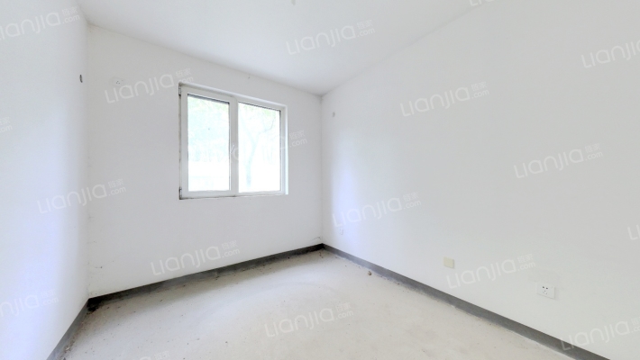 三居室下跃 南北通透 一层带花园 满二 视野好-卧室A