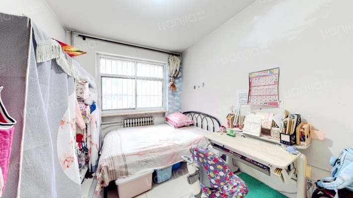 房本满二，税费低，低楼层南北通透，采光好，-卧室B